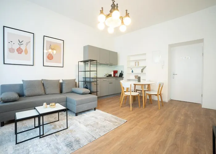 Apartamento Spacious With Huge Shared Terrace And Grill Located Between Centre And Donau River Viena