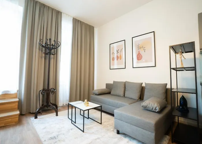 Apartamento Spacious With Huge Shared Terrace And Grill Located Between Centre And Donau River