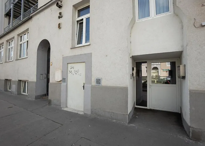 Apartamento Spacious With Huge Shared Terrace And Grill Located Between Centre And Donau River *